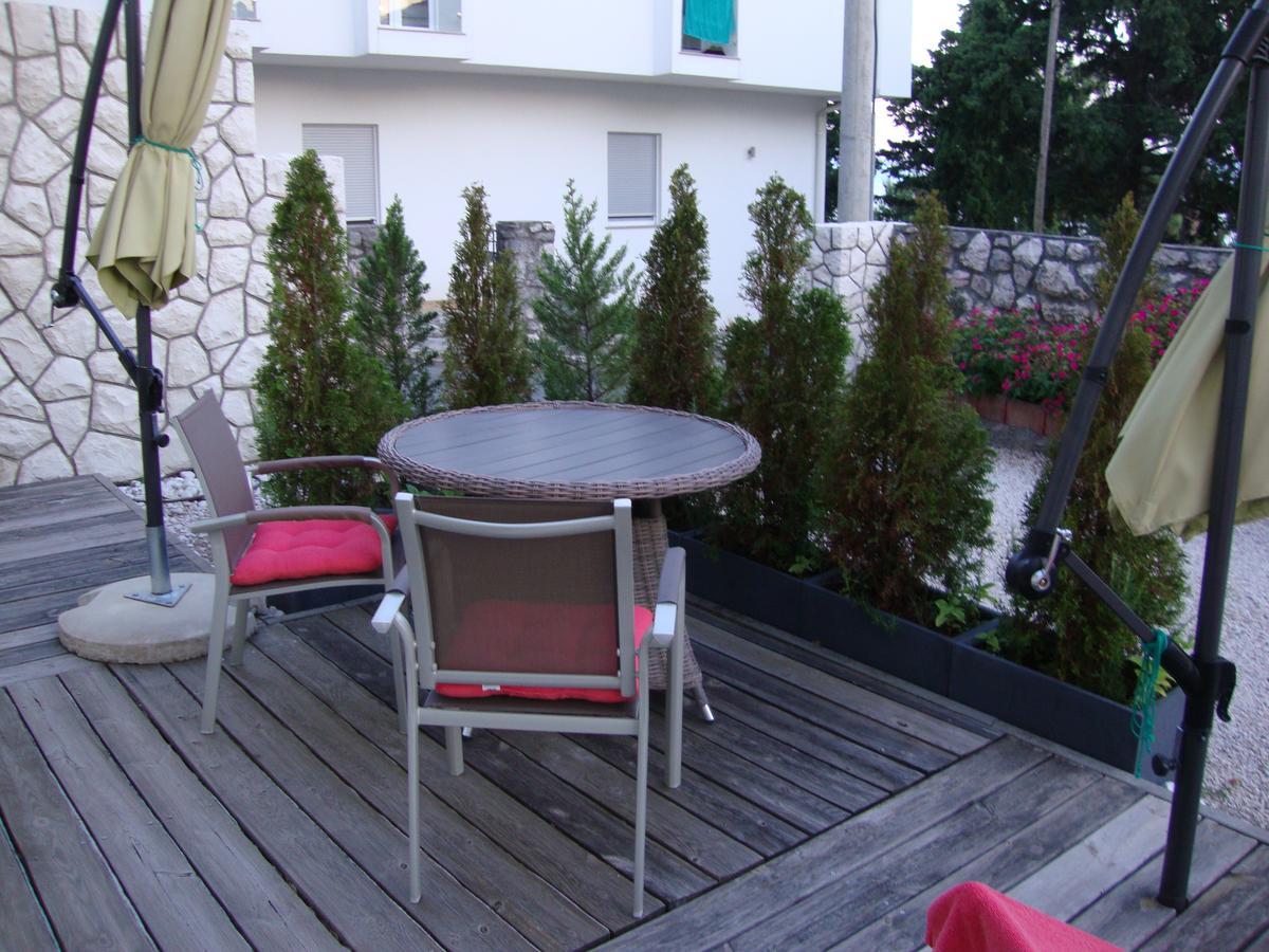 Apartments Ilona Novi Vinodolski Eksteriør bilde